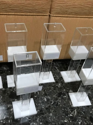 Βάσεις προβολής προϊόντων από plexi glass, καινούργιες, σετ 3 τεμαχίων
