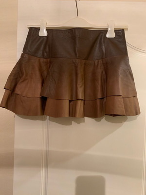 Leather mini skirt new, 100% leather, Italian Korakor, sizes S and M