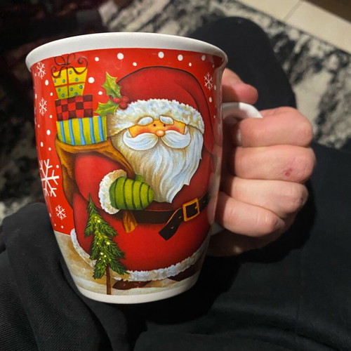 Christmas mug like new with Santa Claus