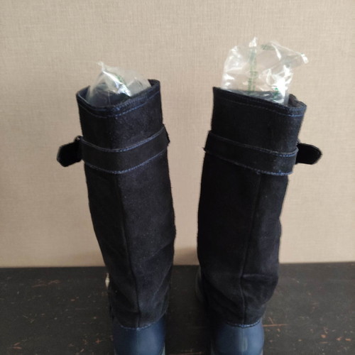 Galotses boots used with suede leather and fur lining, size 39