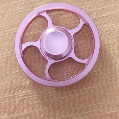 Fidget spinners in excellent condition