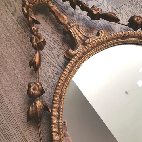 Vintage wall mirror with carved wooden frame like new, Louis XVI style