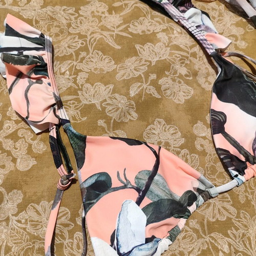 Decoro floral bikini swimsuit like new with pareo, size M 38 10