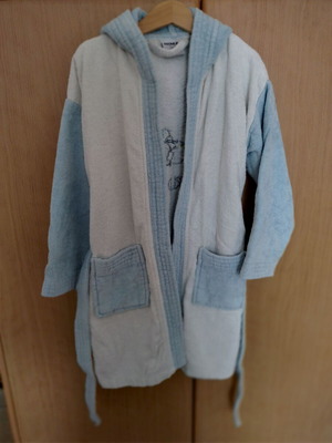 NIMA kids F1/Formula 1 kids bathrobe for boy 4-5 years like new