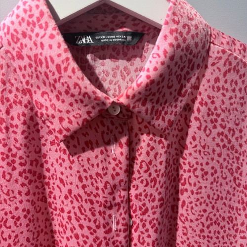 Zara shirt pink shades XS like new