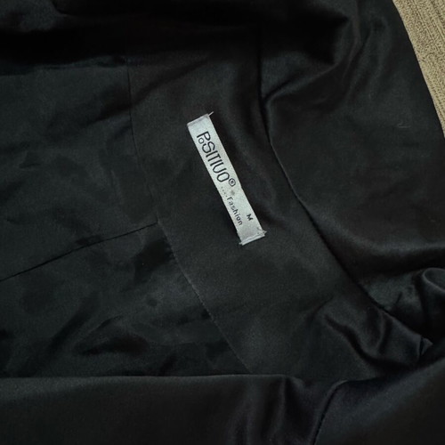 Black satin cropped jacket like new, Italian fashion, size M