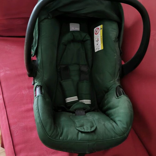 Foppa Pedretti baby car seat used, unisex cypress color