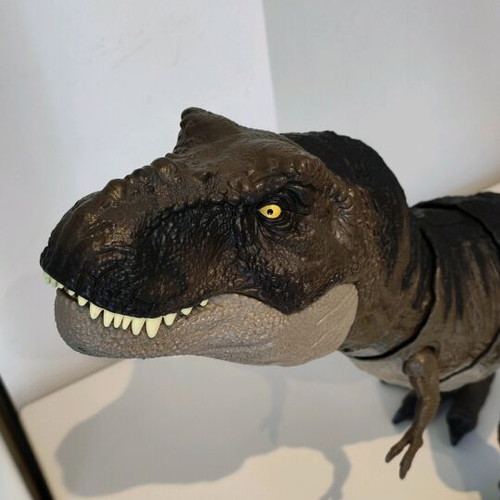 T-REX Jurassic World large dinosaur new with movement and sounds