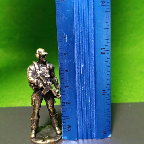 Brass Special Forces Soldier Figure like new