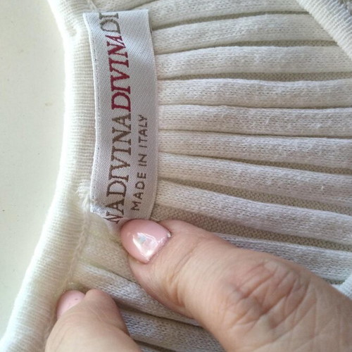 Divina Italian knit top with butterfly sleeves and lurex, like new