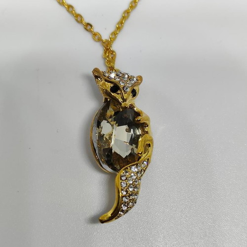 Fox Pendant Necklace like new, gold color with stones