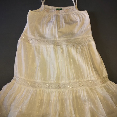 Benetton girls dress white size 8 years like new