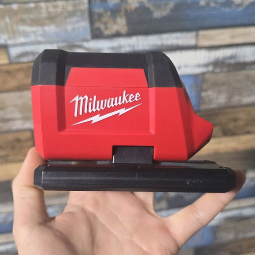 Milwaukee M12 700lm Cordless Lamp like new