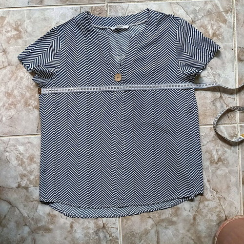 Yookie short-sleeve blouse new, white and blue, size M