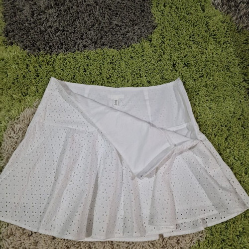 H&M white embroidered cotton skirt, size M