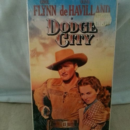 Errol Flynn Dodge City videocassette like new, adventure