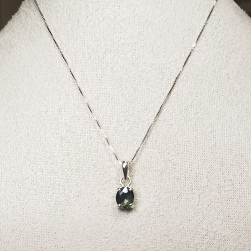 Sapphire necklace 1.22ct VVS natural Australian green-blue with chain new