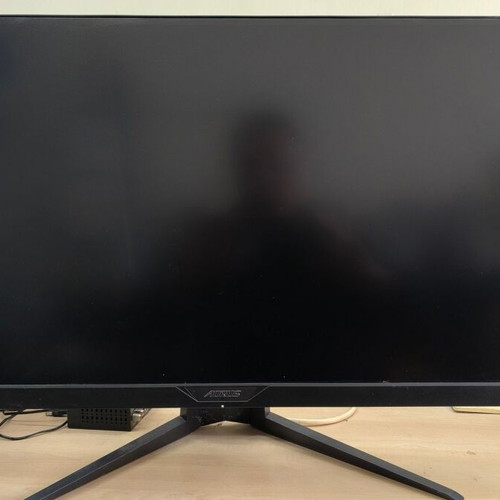 Aorus Monitor like new, fully functional