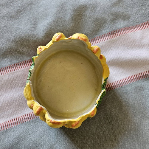 Easter bowl like new for candies and treats