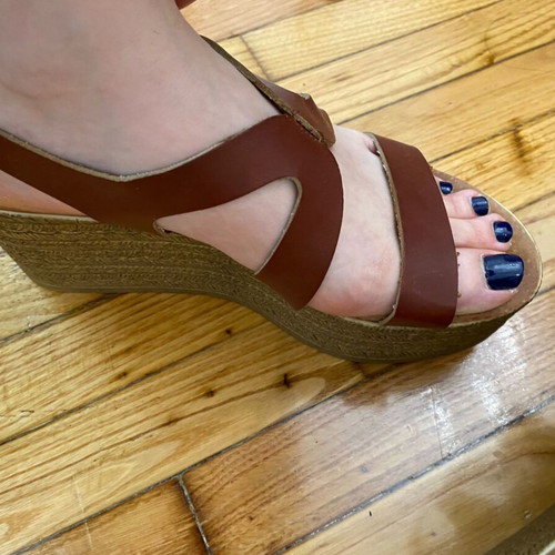Brown leather platform sandals like new, size 41 fitting 40