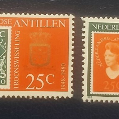 Foreign country stamps new, complete sets, unmounted mint