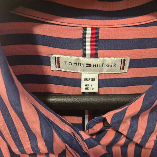 Tommy Hilfiger shirt like new, thin and cool fabric, size M