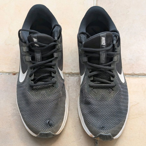 Nike παπούτσια για τρέξιμο μεταχειρισμένα, μέγεθος 45.5, μαύρο και λευκό