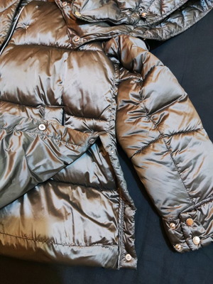 Mango women's puffer jacket size L like new, water repellent