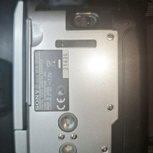 Sony DCR-SR90E camera 120X zoom like new