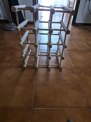 Wooden folding wine rack for 15 bottles like new