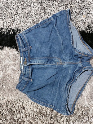 Bershka women's teen shorts used, size XS