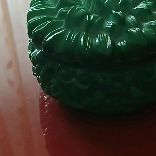 Czech glass malachite powder box like new