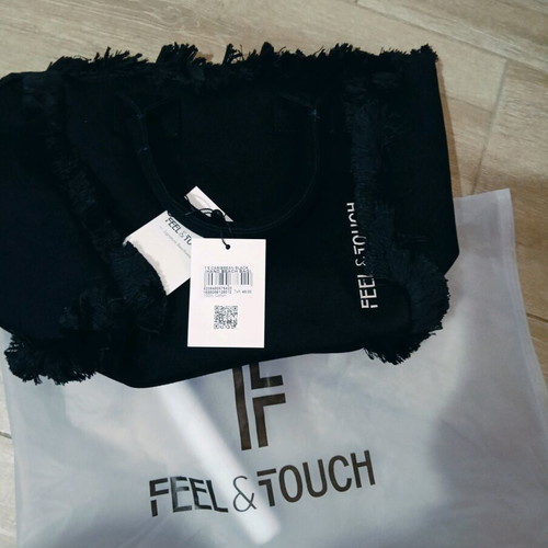 Feel &Touch handbag new, black Guy Laroche