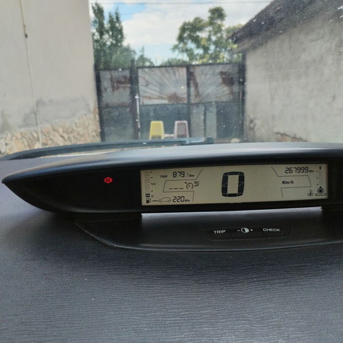 Citroen C4 2008 diesel manual used, 1.6L engine, 267000 km