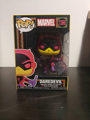 Funko POP! Marvel Daredevil Black Light #1360 exclusive like new
