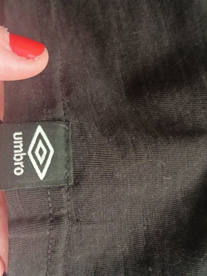 Umbro T Shirt Medium and Large Like New Black and White