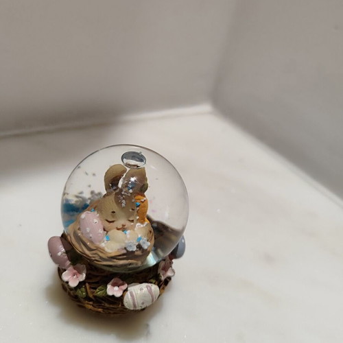 Easter Mini Snow Globe with Bunny like new