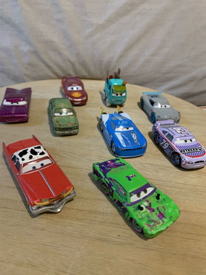 McQueen toy cars used, pack of 9 pieces