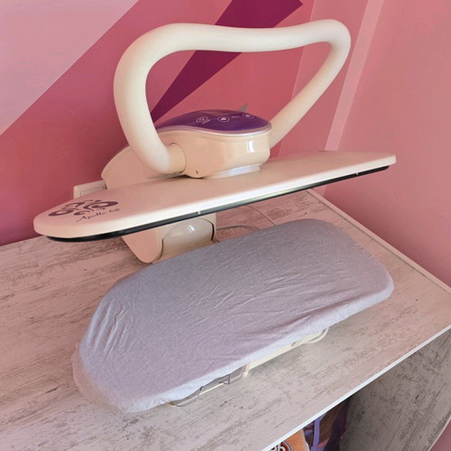 Apollo 68 Texi ironing press like new