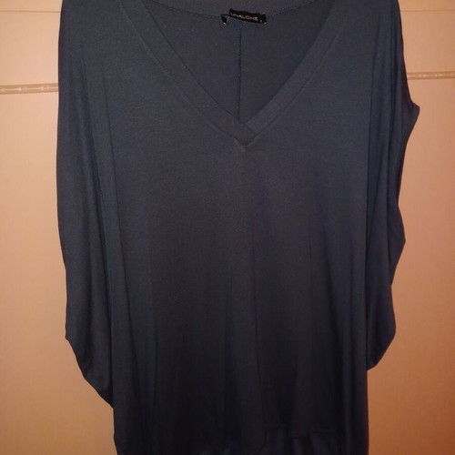 Unalome women's blouse bat style like new, plus size 50-52, gray