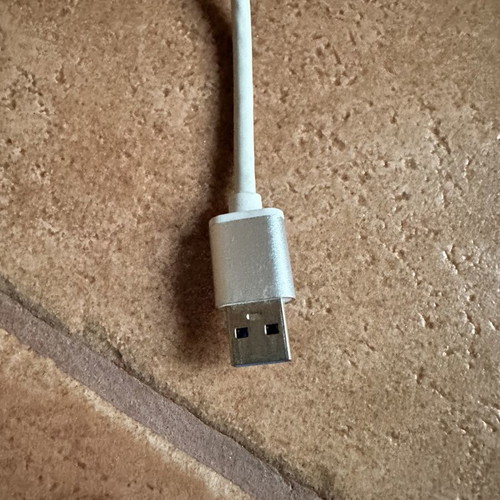 LENTION USB Hub 3-port USB 3.0 like new