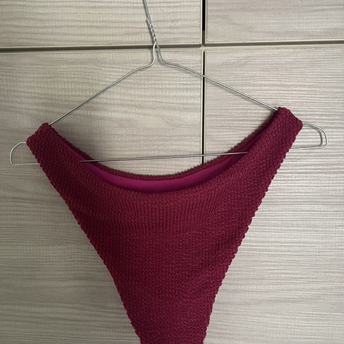 Swimsuit new, burgundy color with cups and adjustable straps, size L