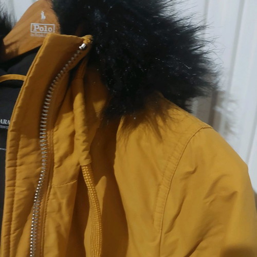 Zara jacket used, medium size, warm hip-length