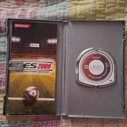 Pro Evolution Soccer 2009 PSP game