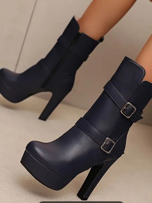 Pu leather ankle boots size 45 new, black matte with metal buckles