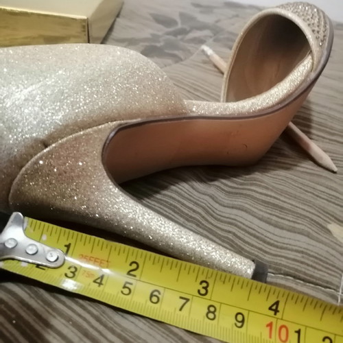 Heels No37 used, gold with rhinestones