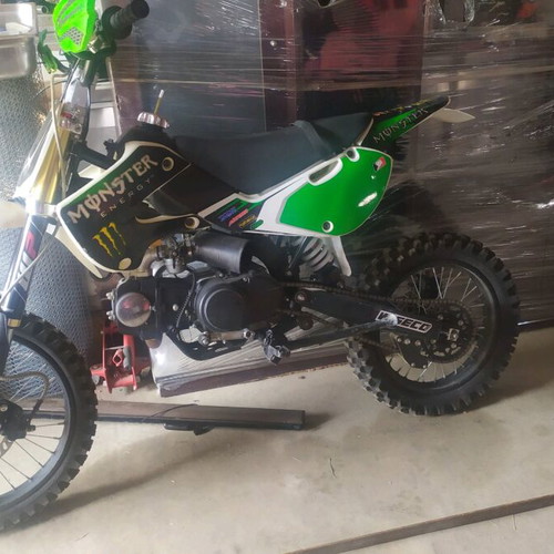 Pit Bike 125cc like new with four-stroke air-cooled engine