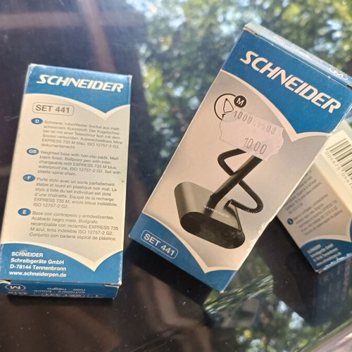 Schneider pen with base pack of 3 new