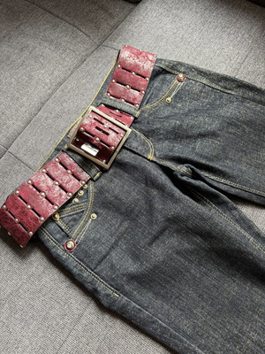 Retro women's jeans with red leather belt like new, gold threads