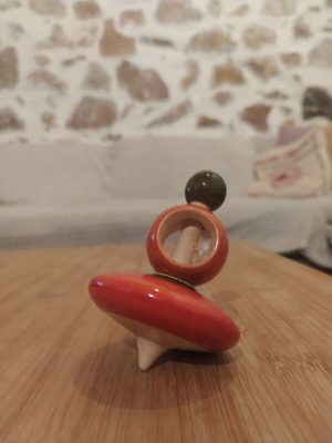 Wooden spinning top like new with vintage style